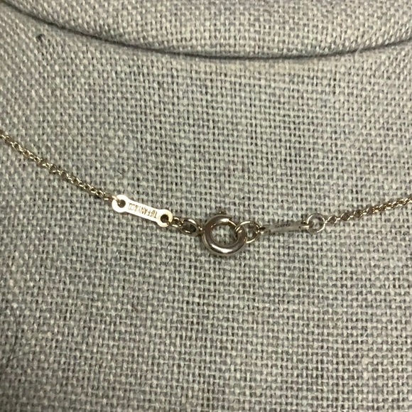 Tiffany&Co. Elsa Peretti Full Heart Pendant Necklace in Sterling Silver (16in) - Picture 5 of 5